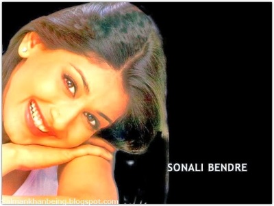 Sonali Bendre Hot HD Wallpaper Free Download